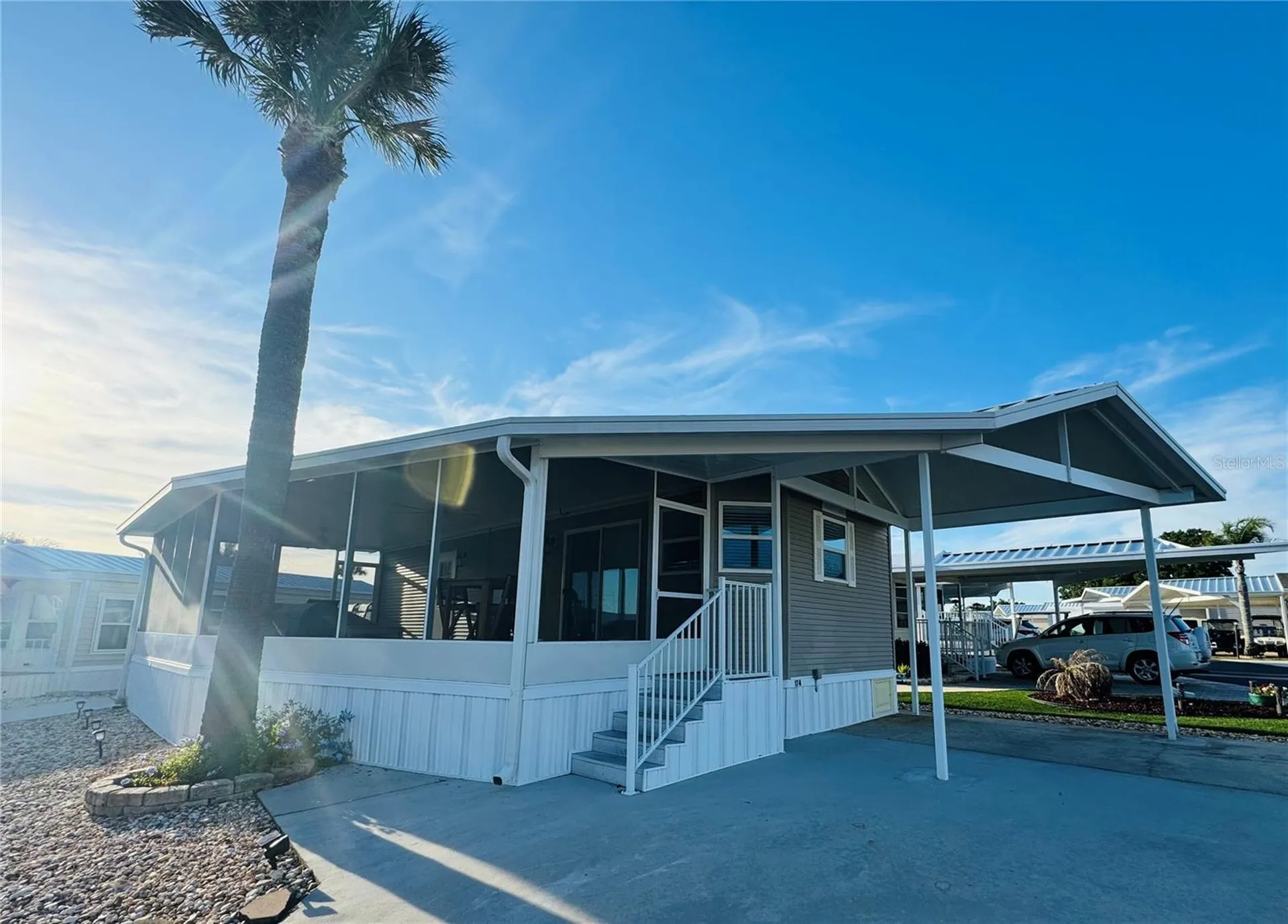 42769 Highway 27 Davenport FL 33837