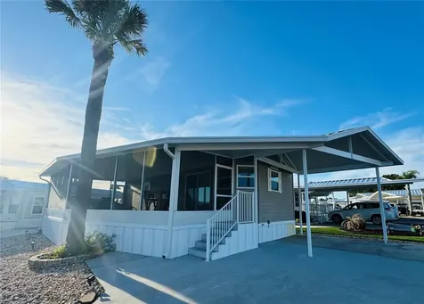 42769 Highway 27 Davenport FL 33837
