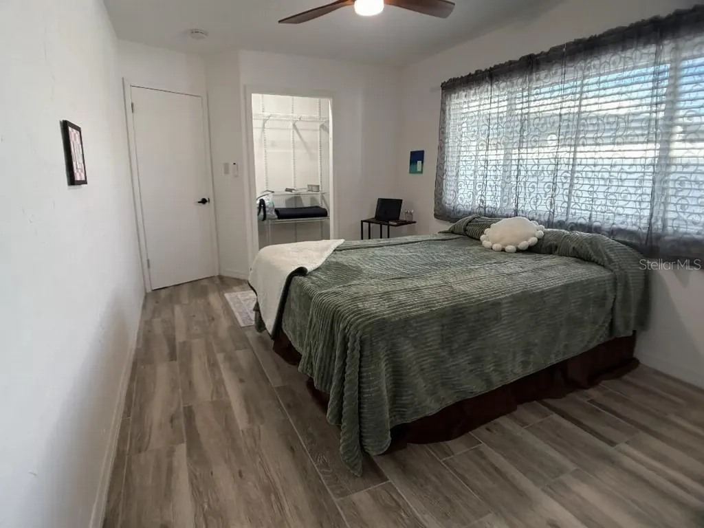1549 Delaware Avenue NE St Petersburg FL 33703