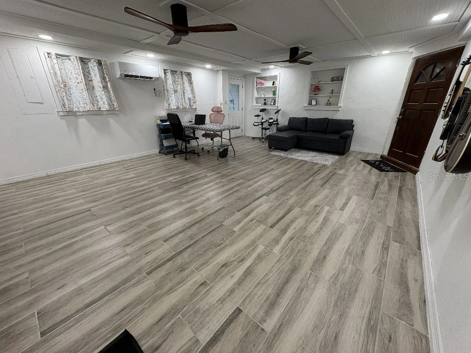 1549 Delaware Avenue NE St Petersburg FL 33703