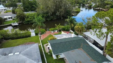 1549 Delaware Avenue NE St Petersburg FL 33703