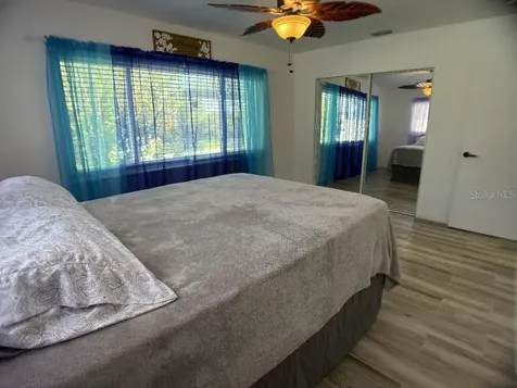 1549 Delaware Avenue NE St Petersburg FL 33703