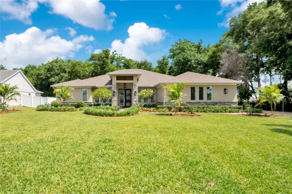 1107 Palm Cove Drive Orlando FL 32835