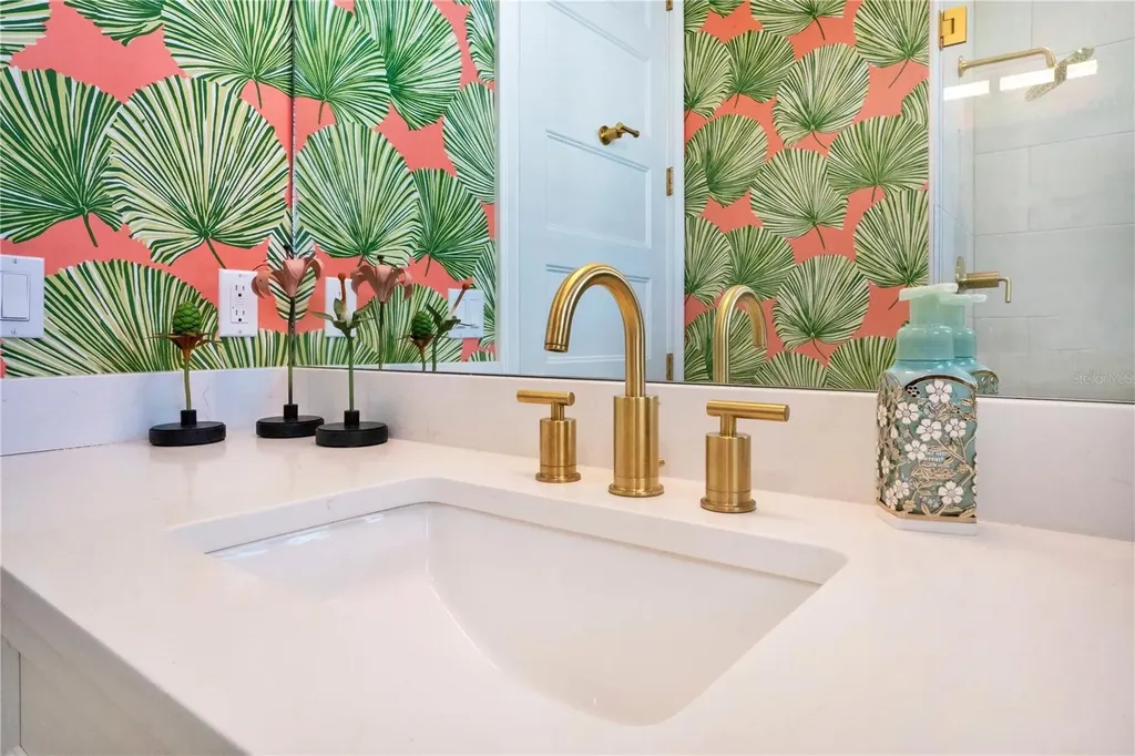 1107 Palm Cove Drive Orlando FL 32835