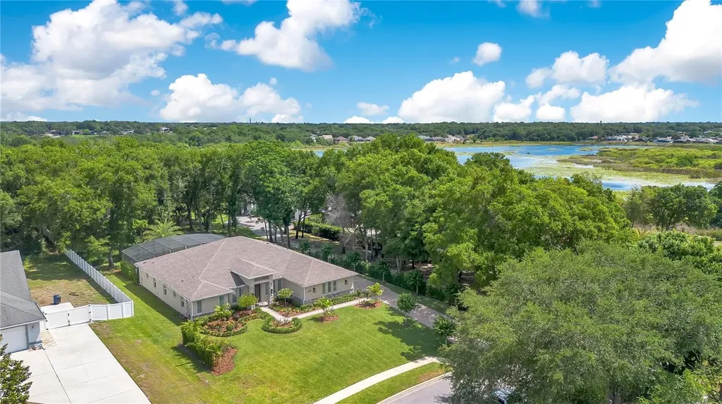 1107 Palm Cove Drive Orlando FL 32835