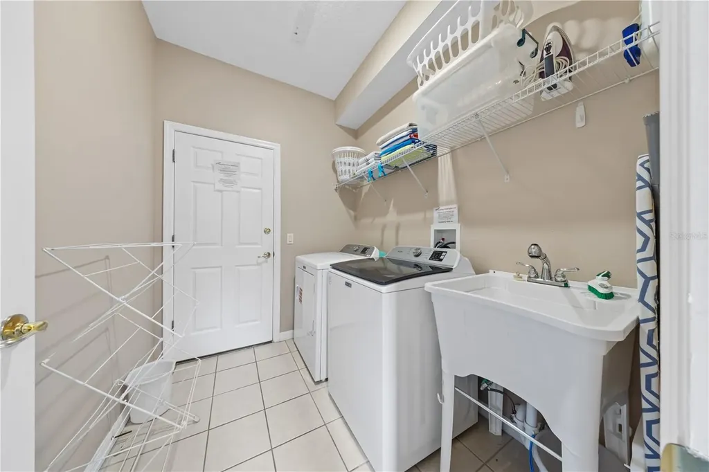 602 Highgate Park Davenport FL 33897