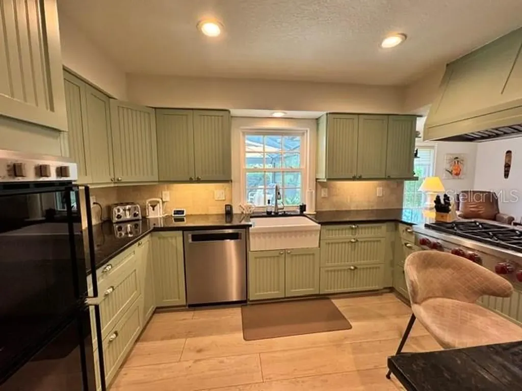 6023 45th Street W Bradenton FL 34210