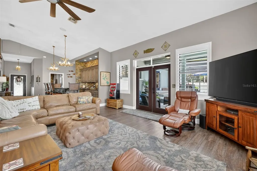 32739 Lake Eustis Drive Tavares FL 32778