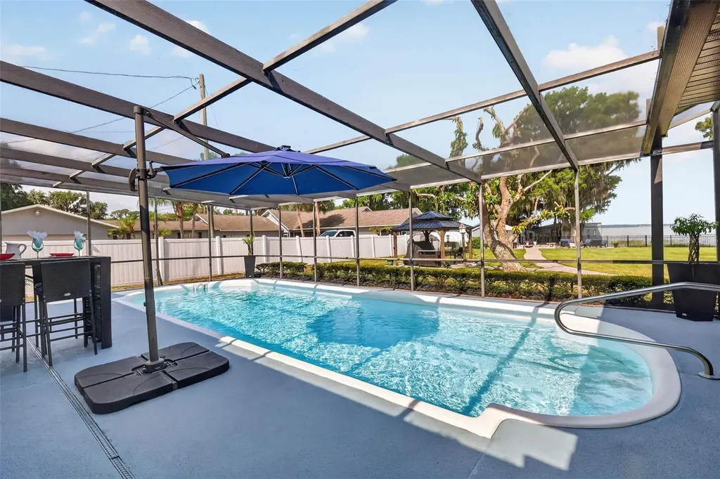 32739 Lake Eustis Drive Tavares FL 32778