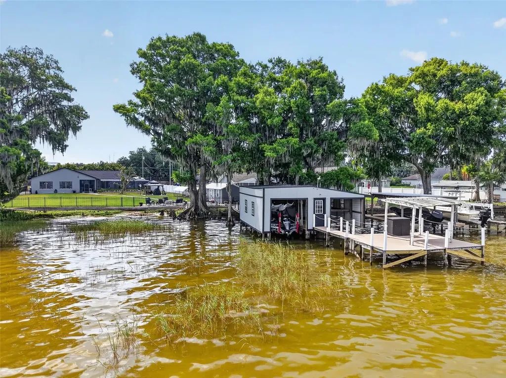 32739 Lake Eustis Drive Tavares FL 32778