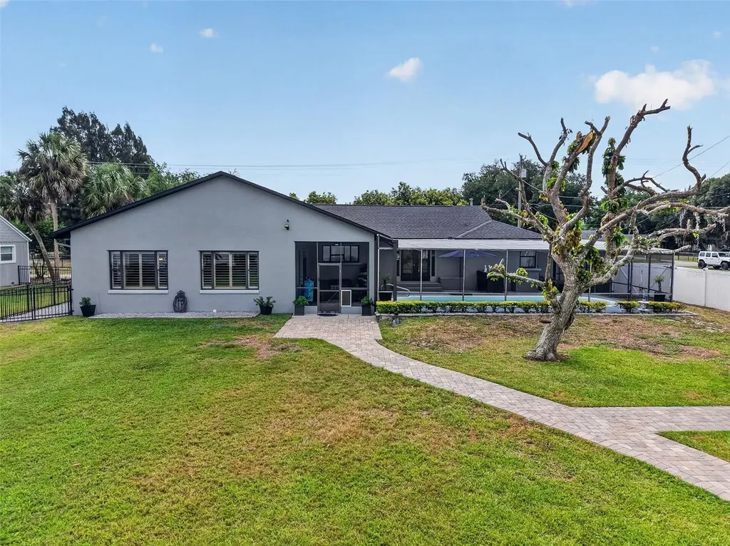 32739 Lake Eustis Drive Tavares FL 32778