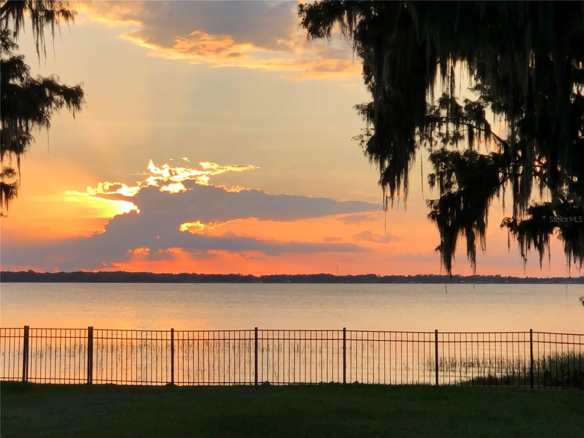 32739 Lake Eustis Drive Tavares FL 32778