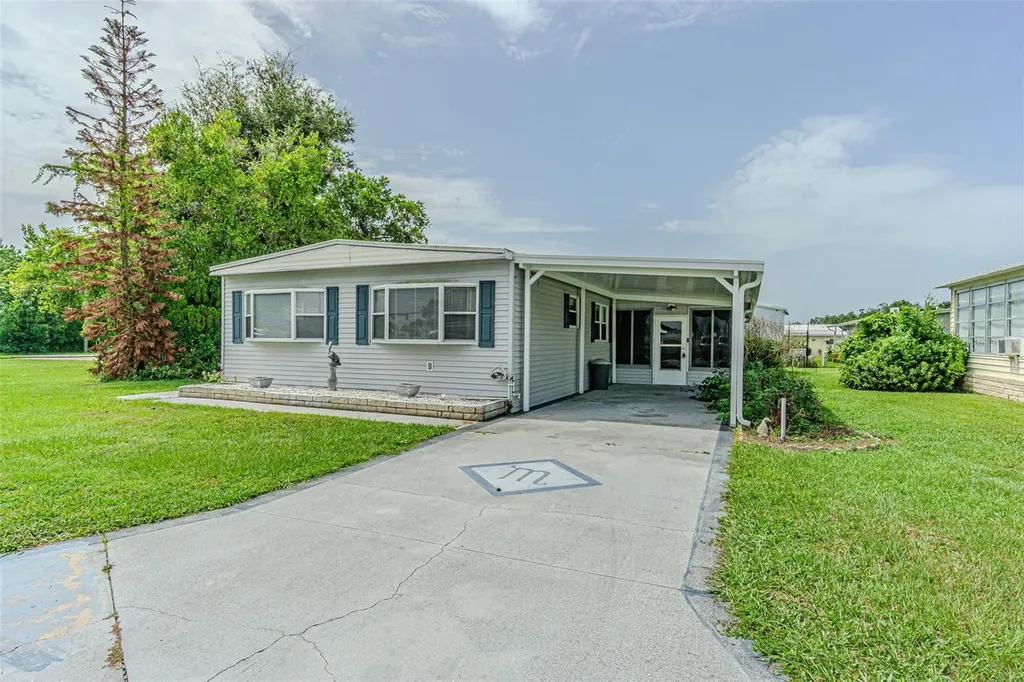 37544 Attica Avenue Zephyrhills FL 33542