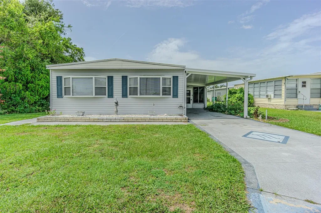 37544 Attica Avenue Zephyrhills FL 33542
