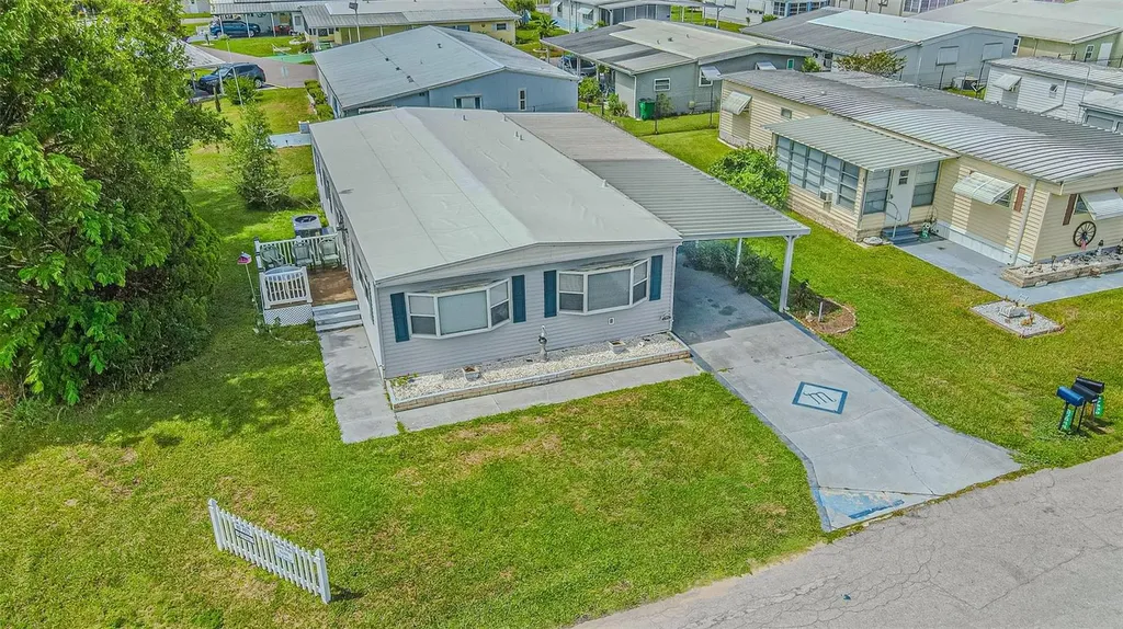 37544 Attica Avenue Zephyrhills FL 33542