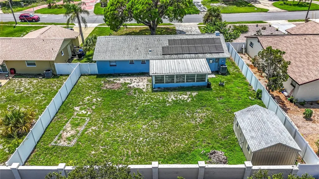 2449 66th Avenue S St Petersburg FL 33712