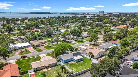 2449 66th Avenue S St Petersburg FL 33712