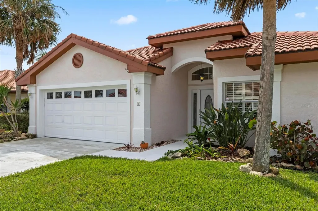 9 San Pedro Court Palm Coast FL 32137