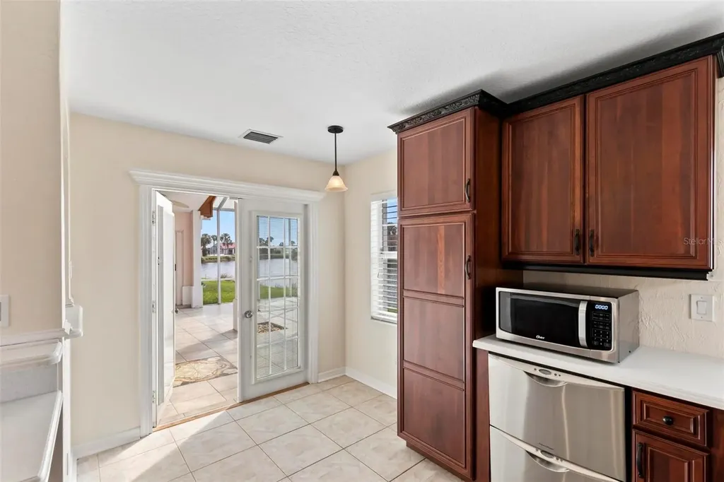 9 San Pedro Court Palm Coast FL 32137