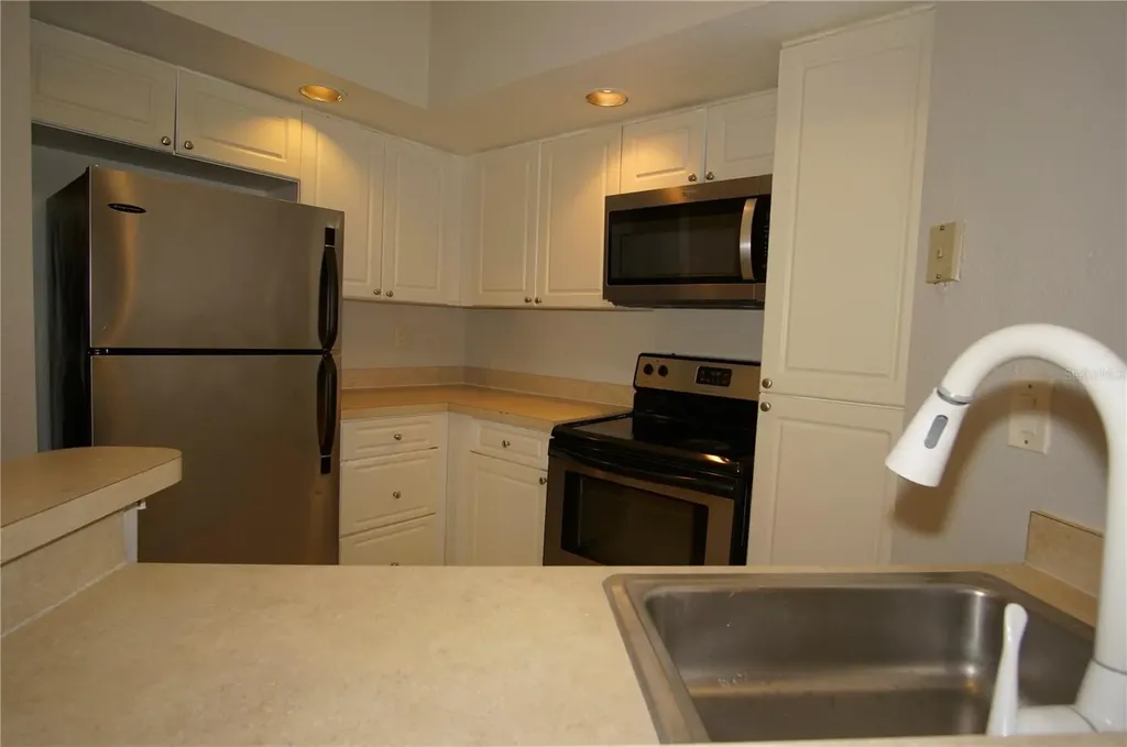 4572 Commander Drive Orlando FL 32822