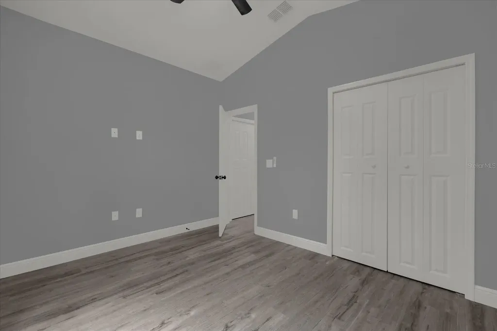 1126 S Thompson Avenue Deland FL 32720