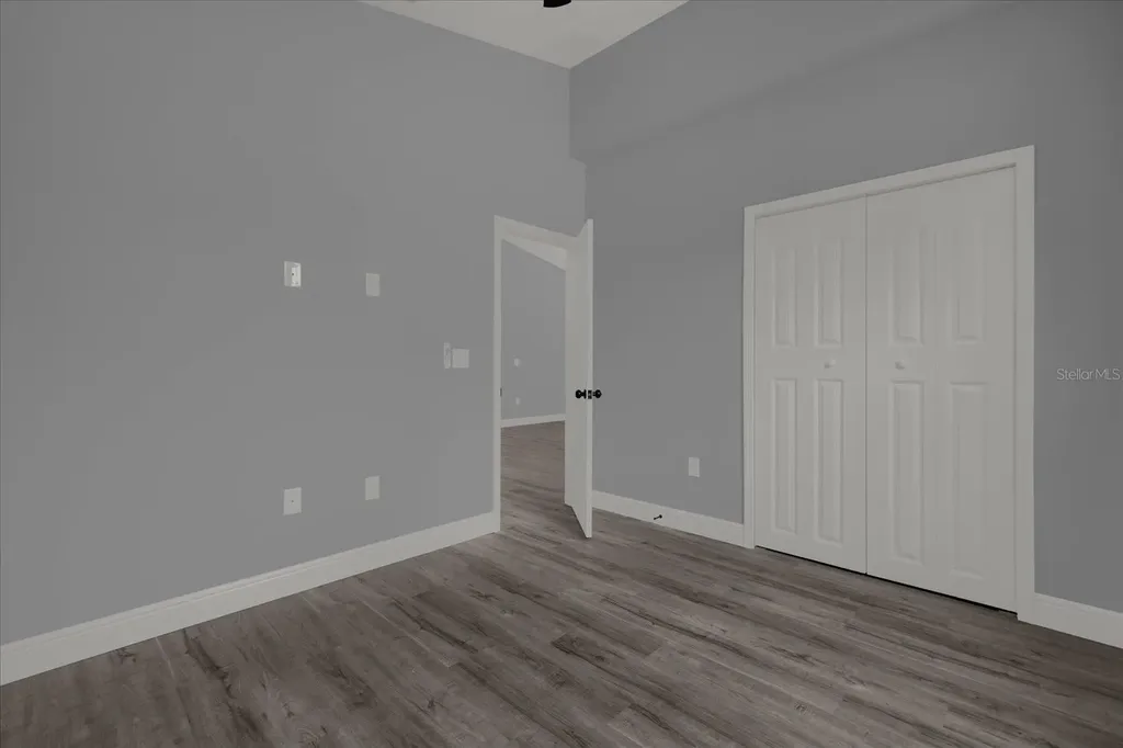 1126 S Thompson Avenue Deland FL 32720