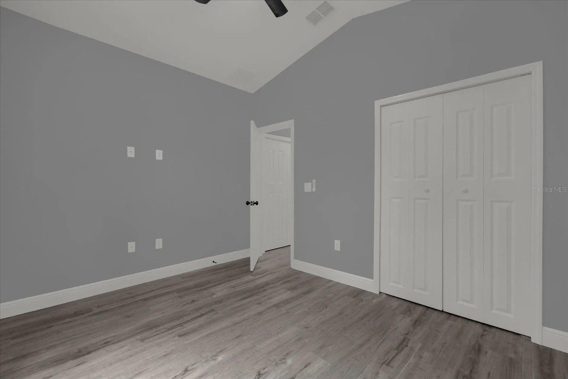 1126 S Thompson Avenue Deland FL 32720