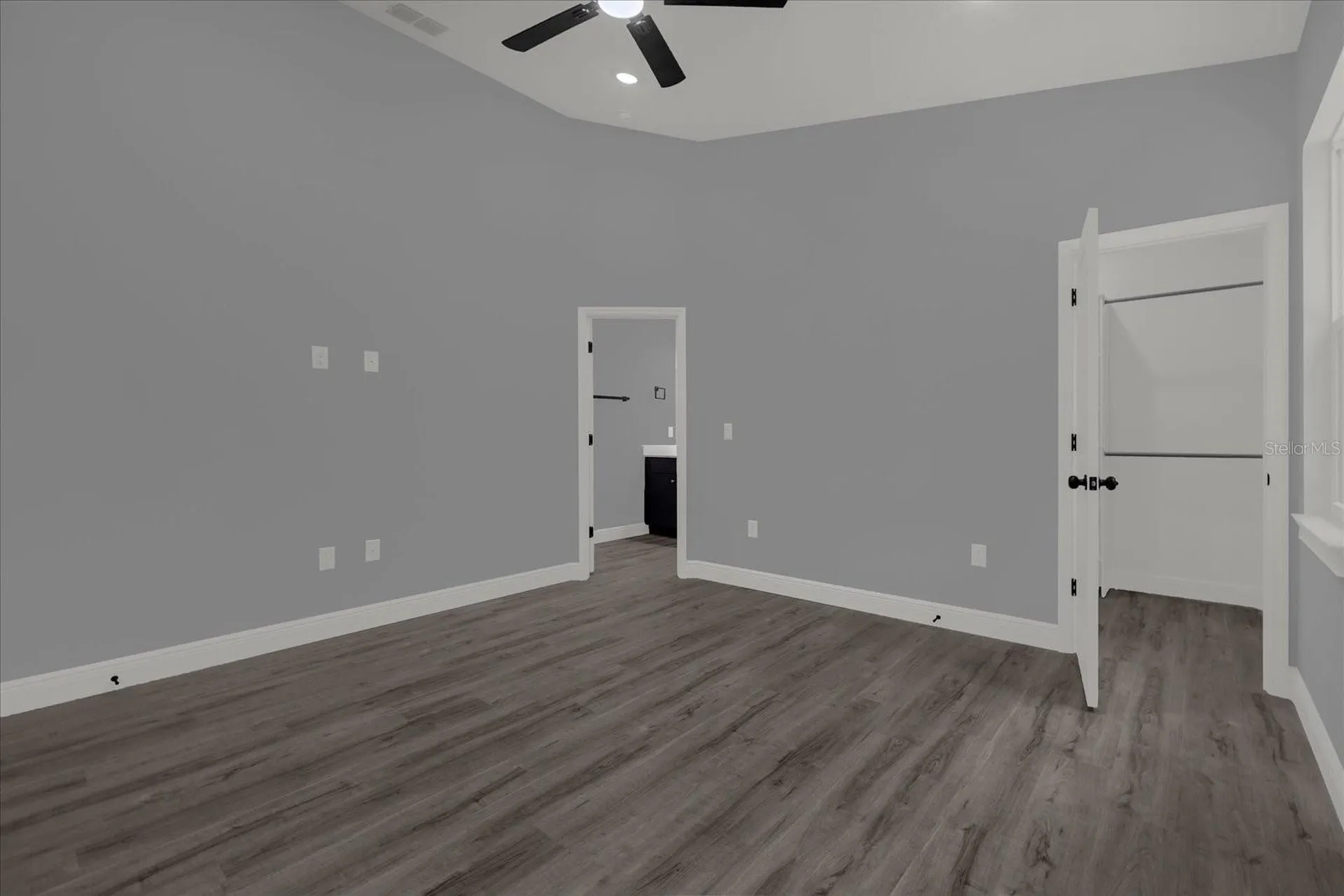 1126 S Thompson Avenue Deland FL 32720