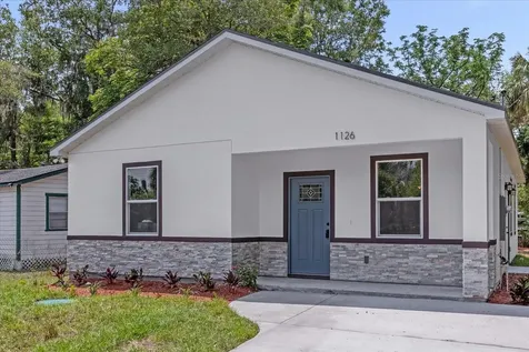 1126 S Thompson Avenue Deland FL 32720