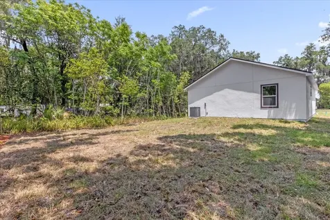 1126 S Thompson Avenue Deland FL 32720