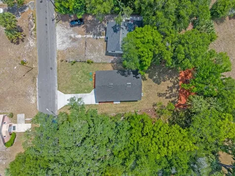 1126 S Thompson Avenue Deland FL 32720