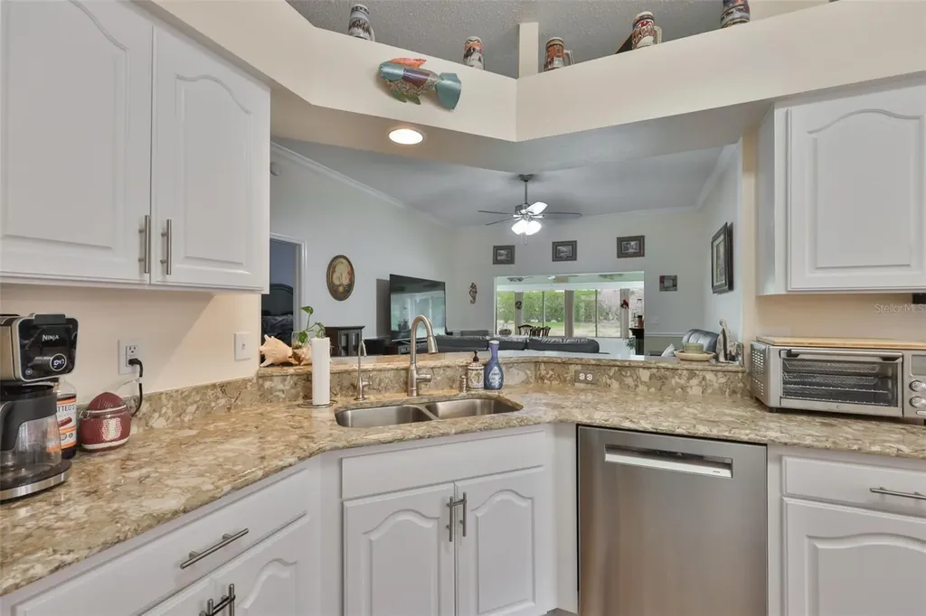 2249 Worthington Greens Drive Sun City Center FL 33573
