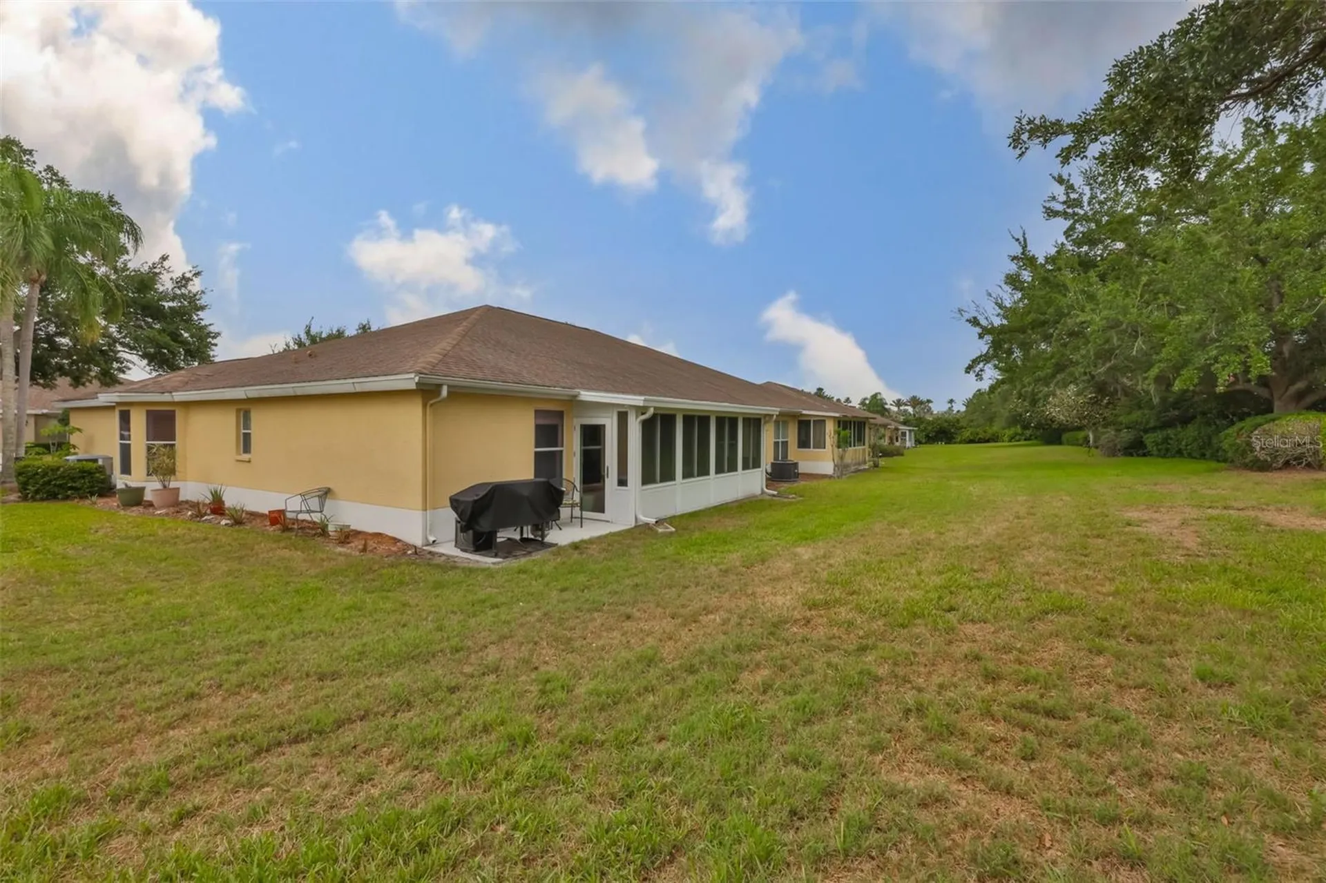 2249 Worthington Greens Drive Sun City Center FL 33573