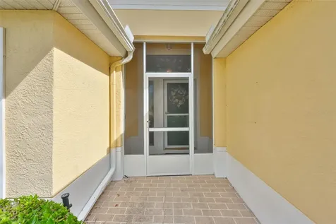 2249 Worthington Greens Drive Sun City Center FL 33573