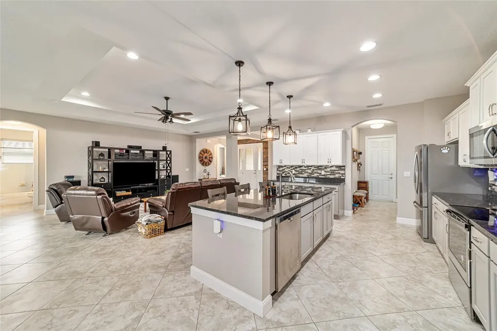 1983 NW 79th Loop Ocala FL 34475