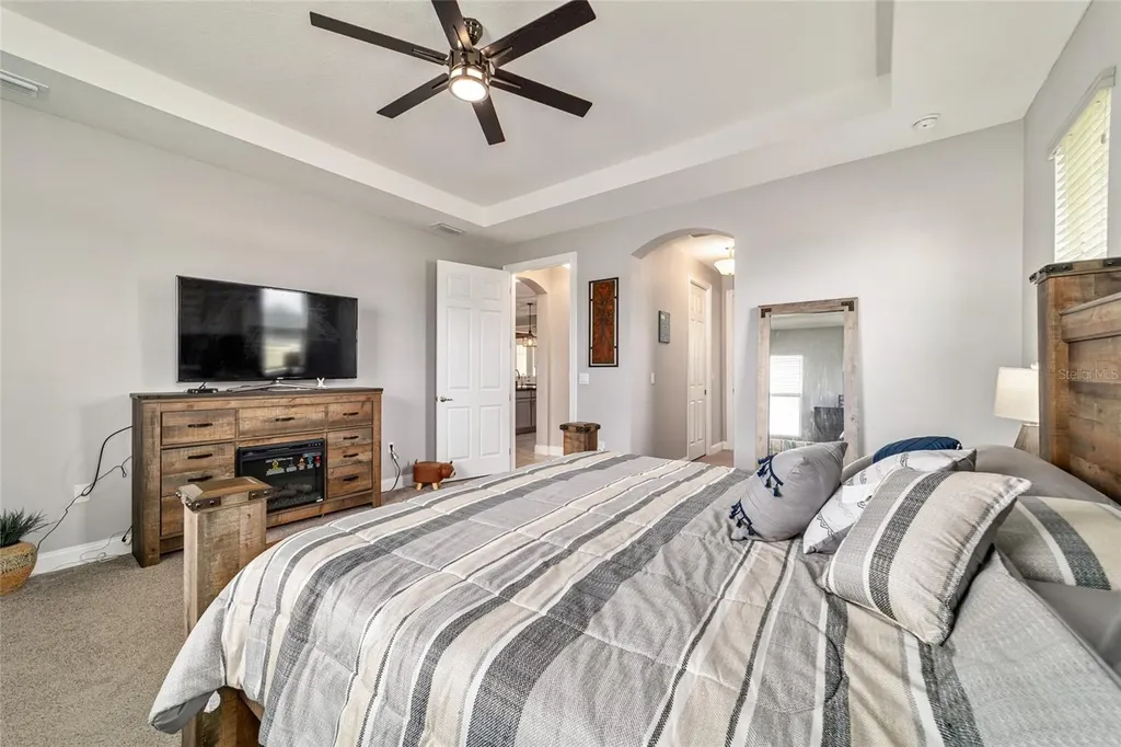 1983 NW 79th Loop Ocala FL 34475