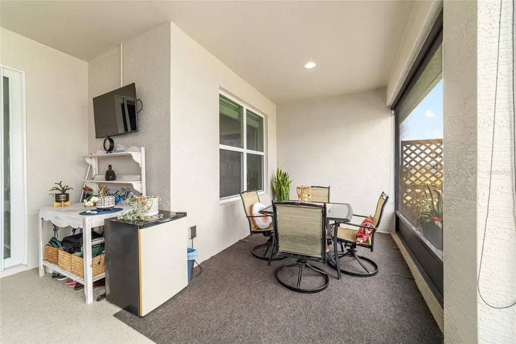 1983 NW 79th Loop Ocala FL 34475