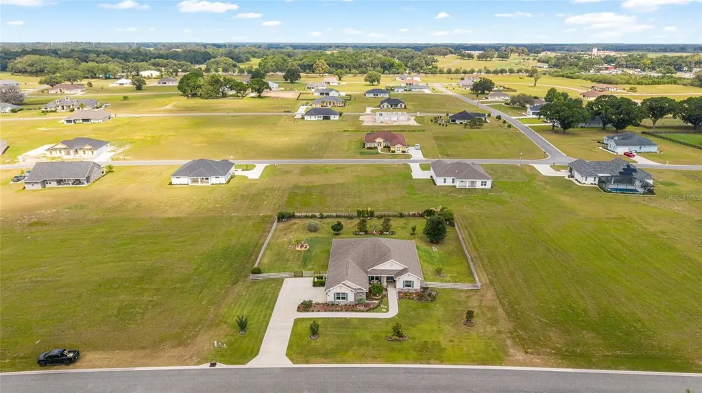 1983 NW 79th Loop Ocala FL 34475