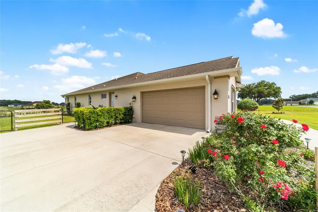 1983 NW 79th Loop Ocala FL 34475