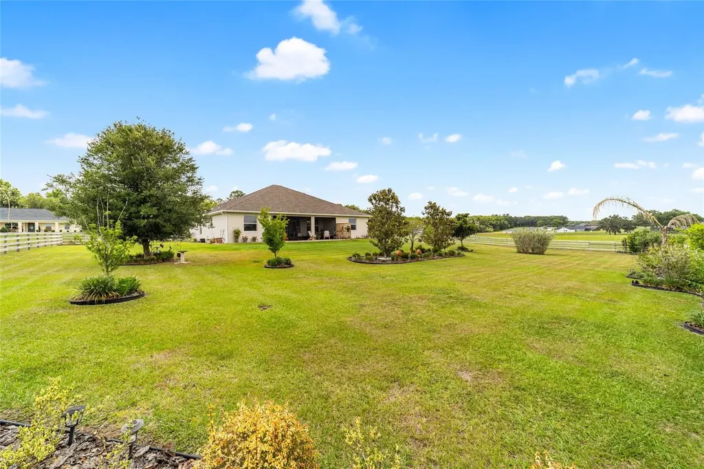 1983 NW 79th Loop Ocala FL 34475