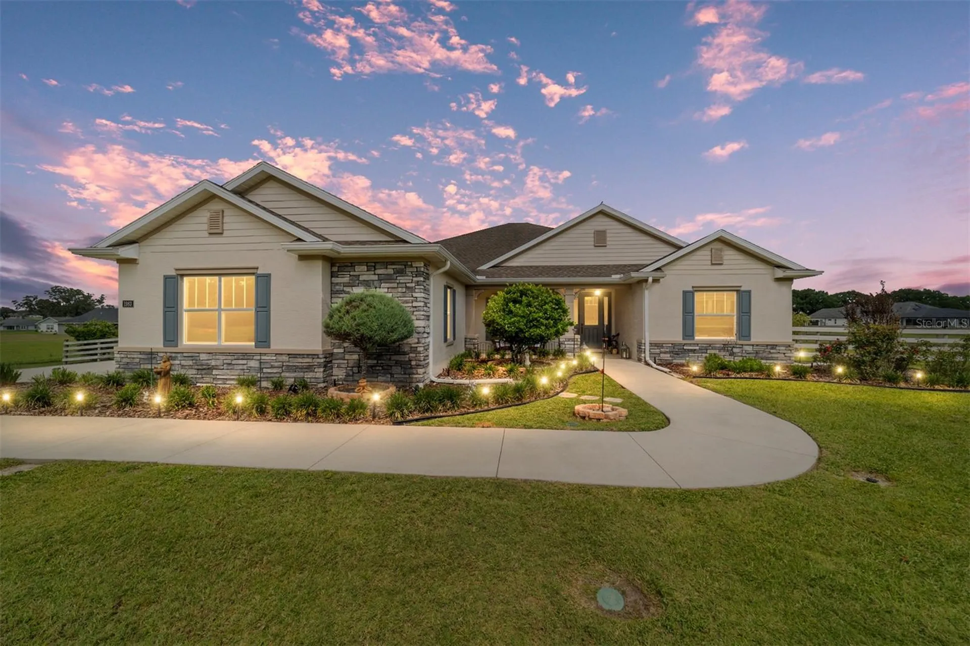 1983 NW 79th Loop Ocala FL 34475