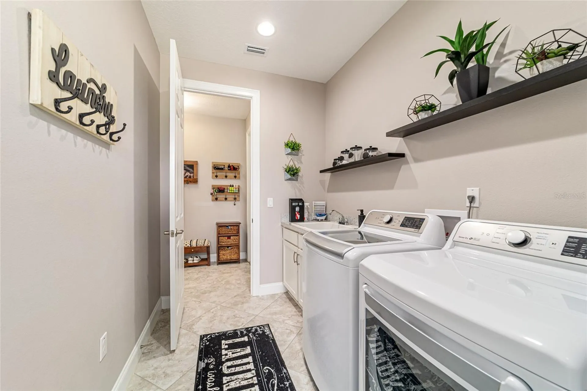 1983 NW 79th Loop Ocala FL 34475