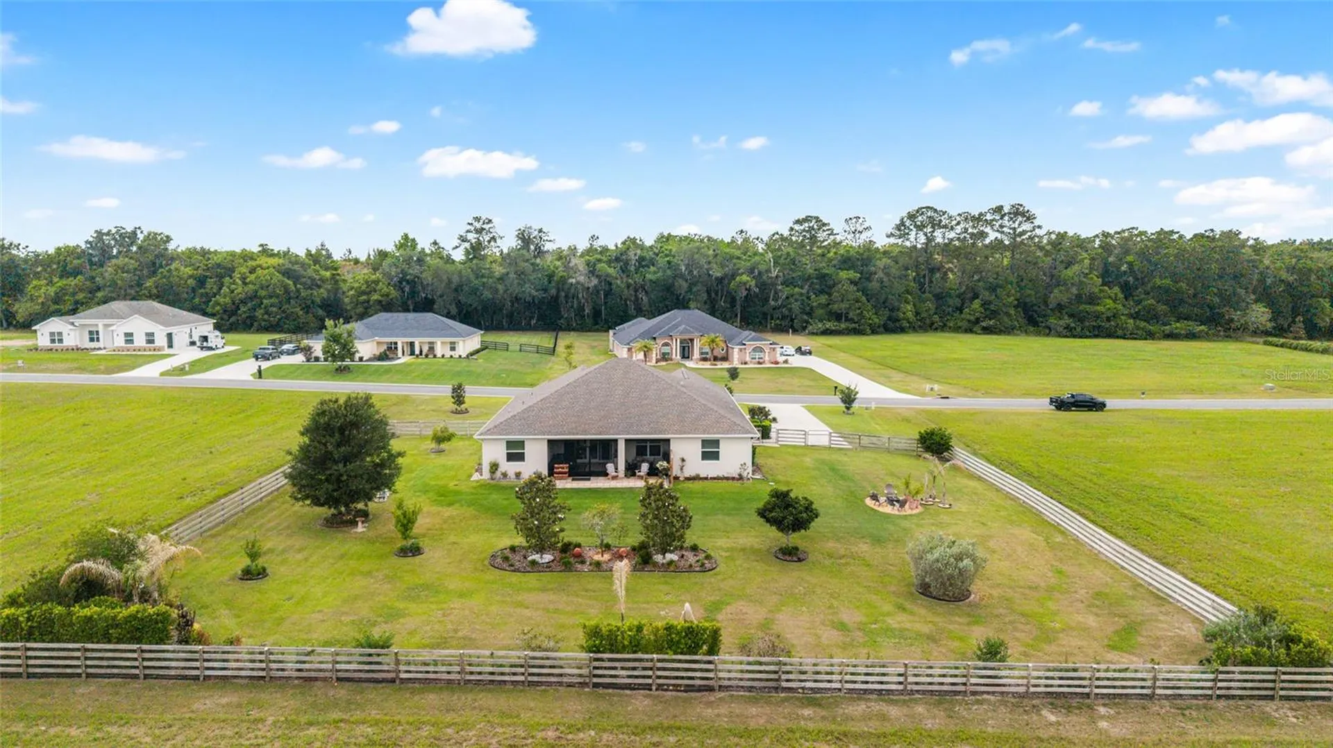 1983 NW 79th Loop Ocala FL 34475