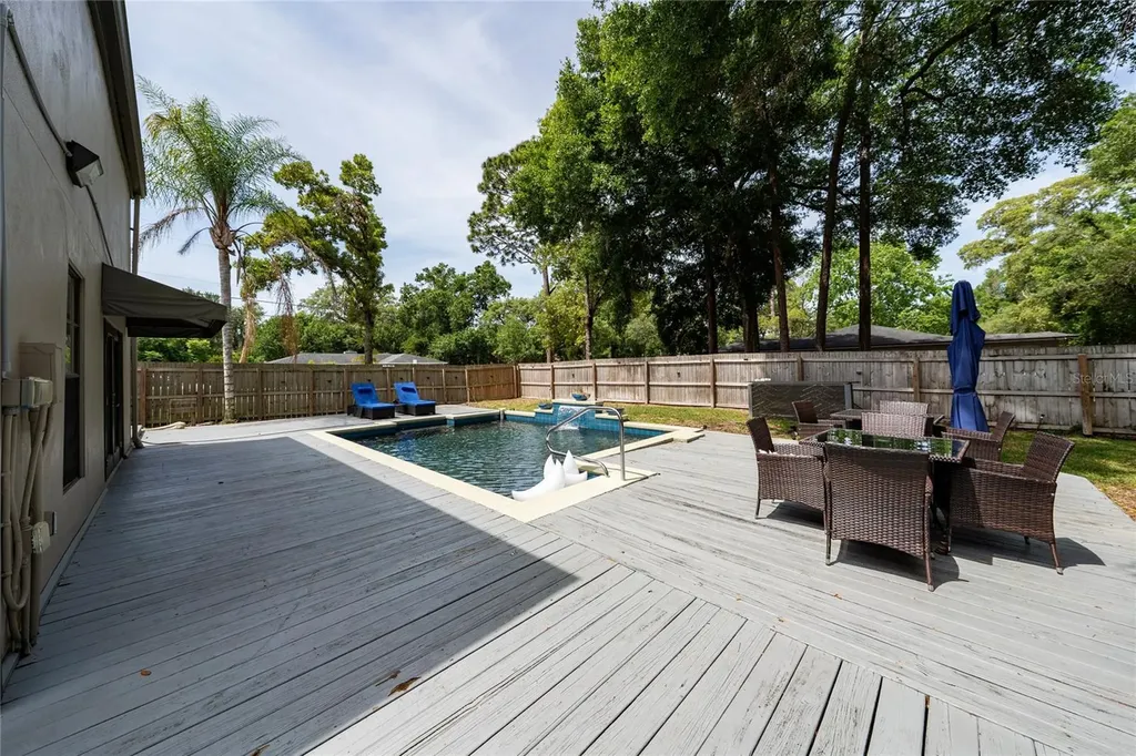 357 Ridgewood Street Altamonte Springs FL 32701