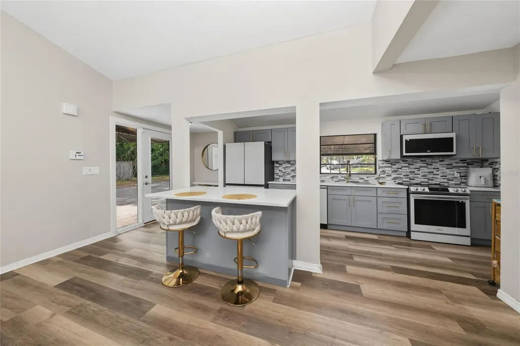 357 Ridgewood Street Altamonte Springs FL 32701