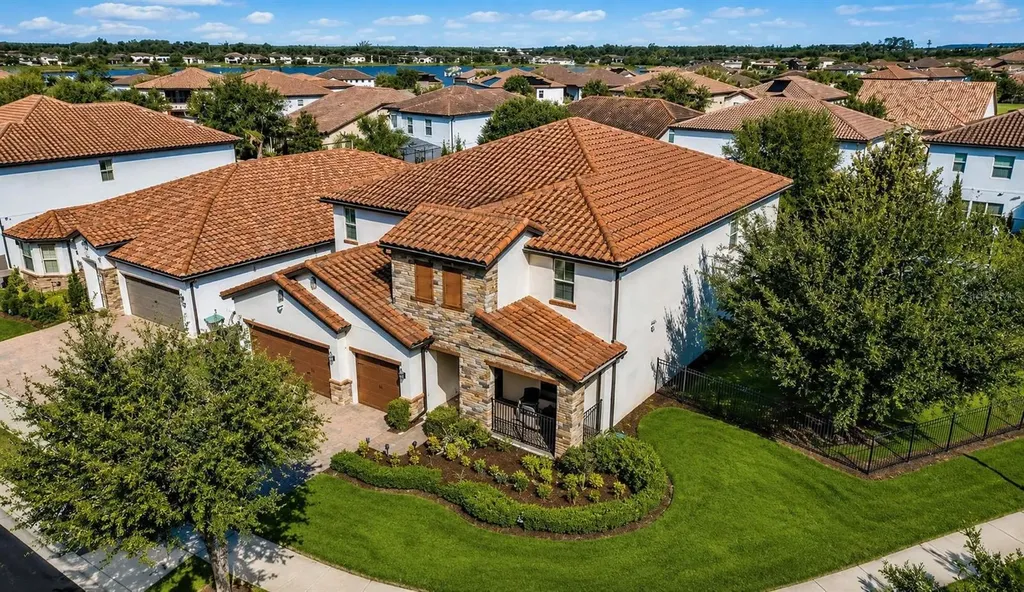 10902 Citron Oaks Drive Orlando FL 32836