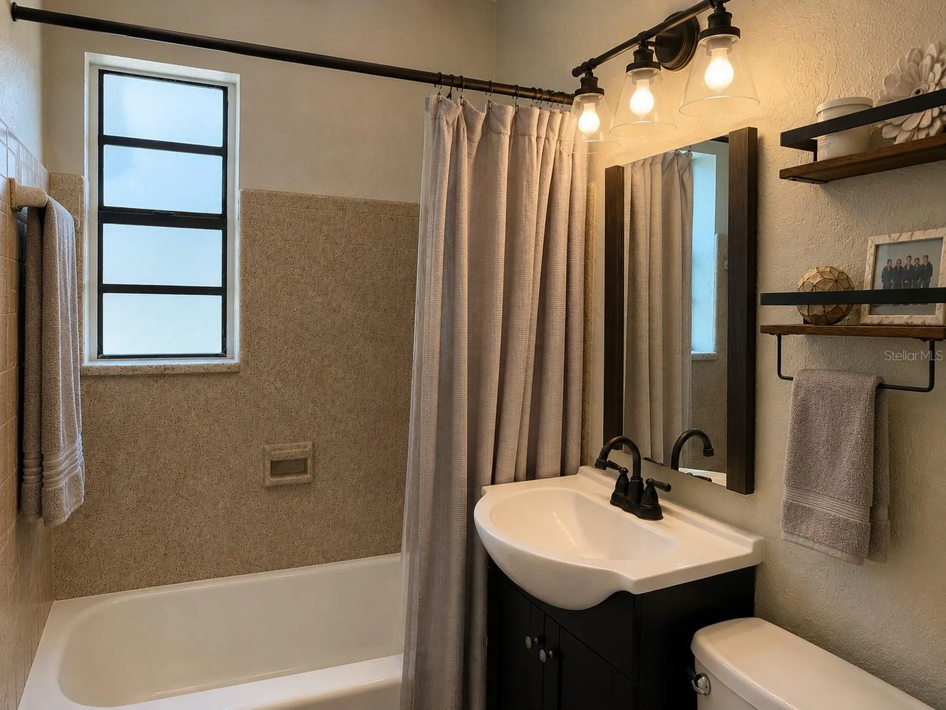 3913 W Leila Avenue Tampa FL 33616