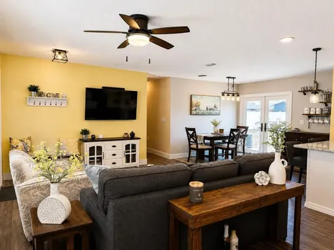 3913 W Leila Avenue Tampa FL 33616