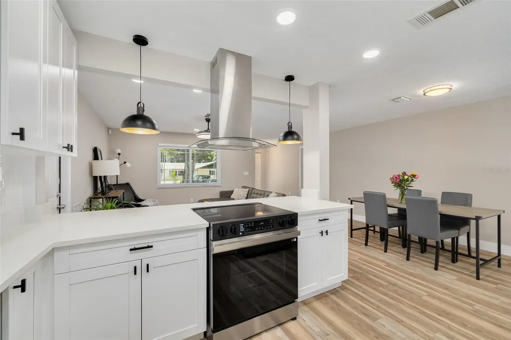 1819 West Drive Clearwater FL 33755