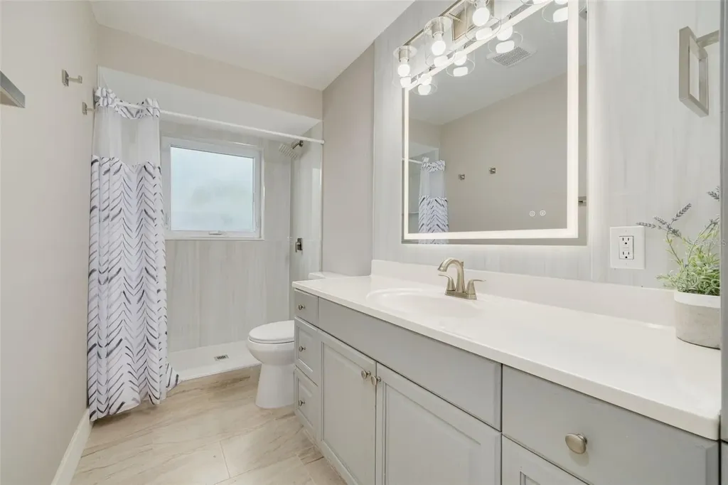 1819 West Drive Clearwater FL 33755